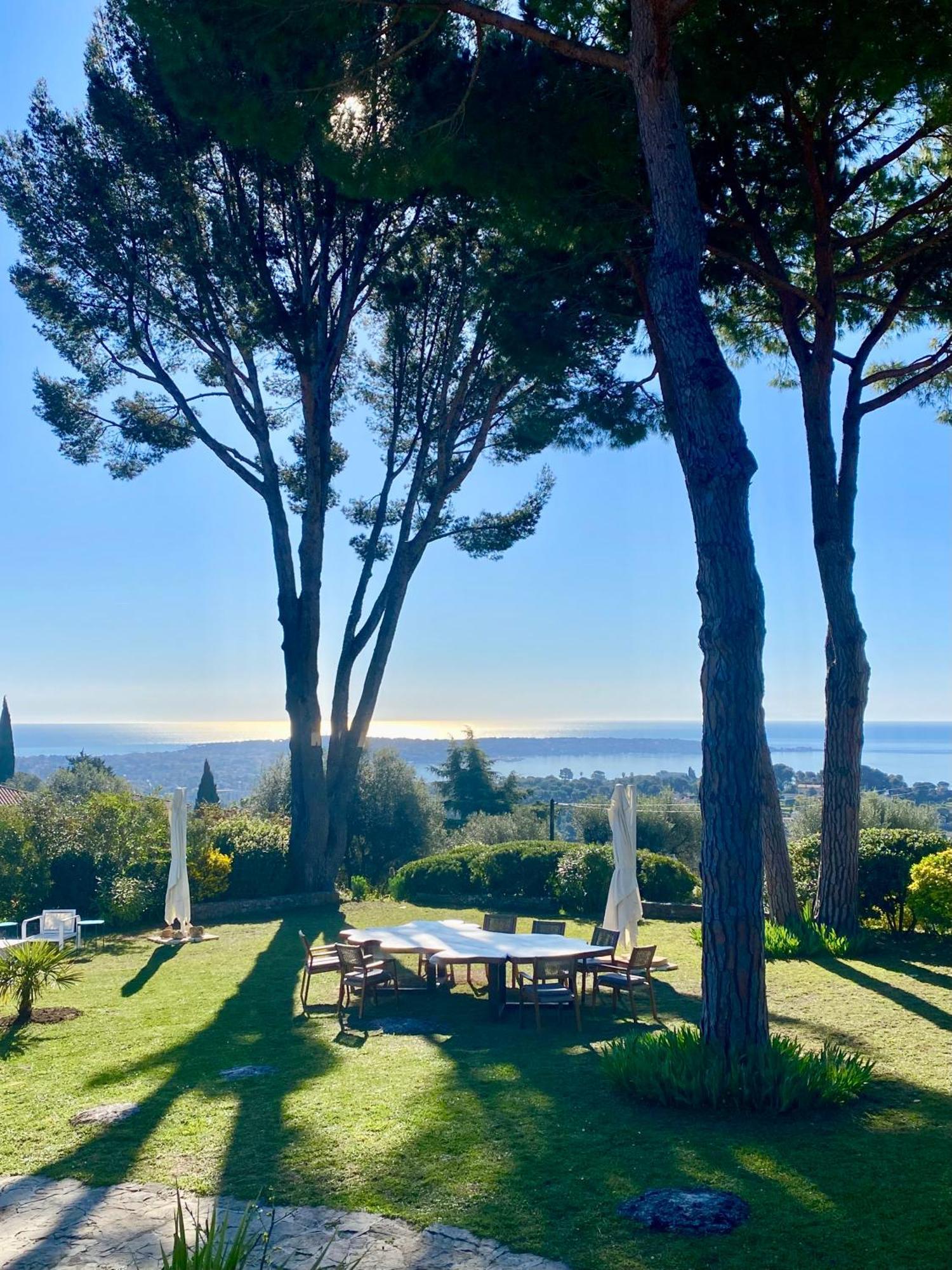 Domaine Des Encourdoules Maison d'hôtes *